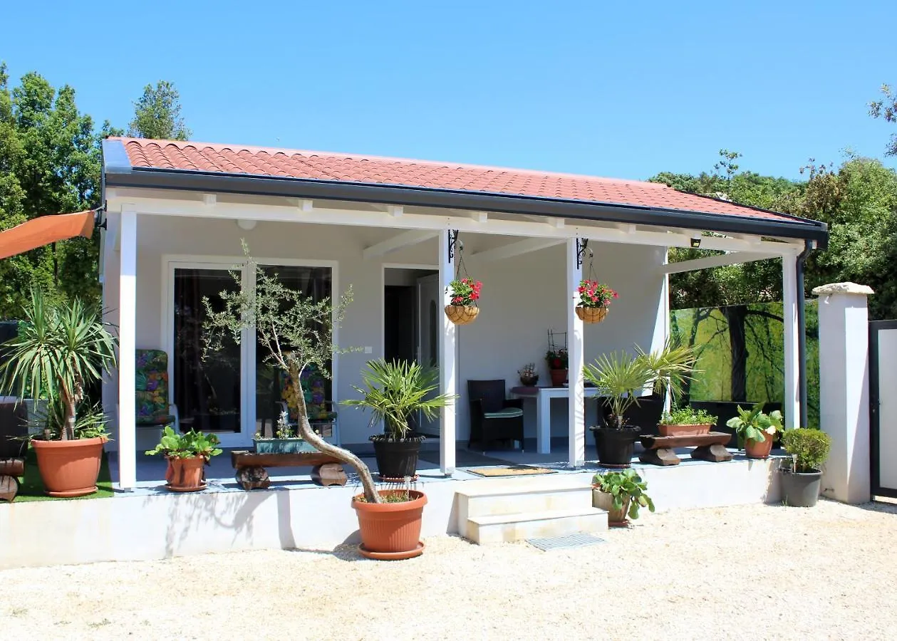 Oliven Garden Villa Rovinj 0*,  Croatia